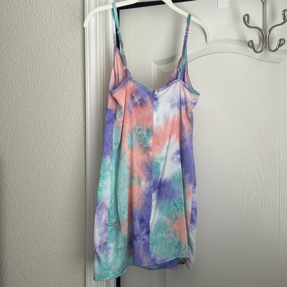 Urban Renewal- Remnants Washed Satin Tie-Dye Slip Dress- M - Picture 3 of 5